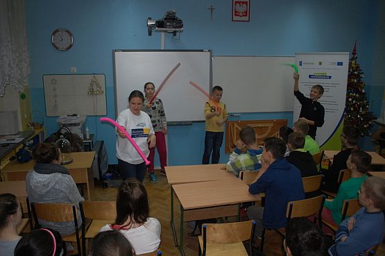 Grafika #5: "Fizyka dla smyka" - zajęcia dla uczniów klas IV-VI