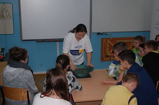 Grafika #6: "Fizyka dla smyka" - zajęcia dla uczniów klas IV-VI