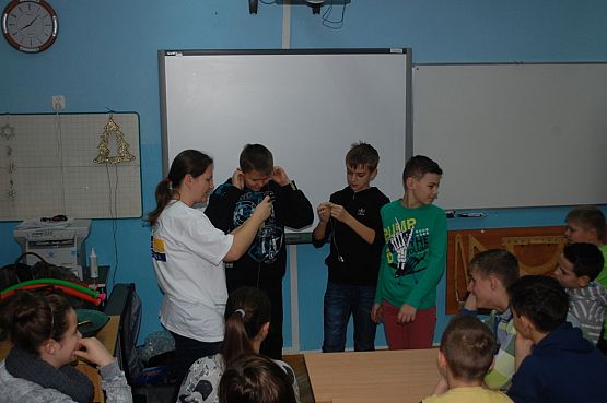 Grafika #8: "Fizyka dla smyka" - zajęcia dla uczniów klas IV-VI