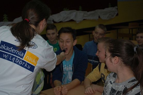 Grafika #13: "Fizyka dla smyka" - zajęcia dla uczniów klas IV-VI