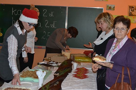 Grafika #9: Przedświąteczny kiermasz w naszej szkole