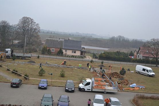 Grafika #2: Budowa placu zabaw i siłowni zewnętrznej.