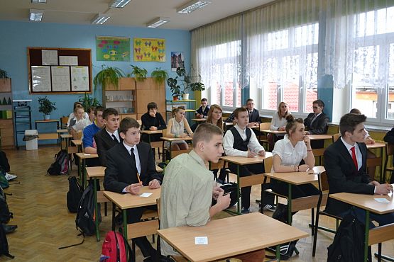 Grafika #0: Próbne egzaminy gimnazjalne