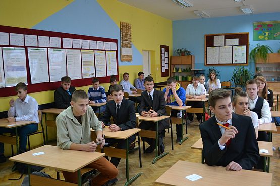 Grafika #1: Próbne egzaminy gimnazjalne