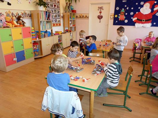 Grafika #7: Mikołaj w Przedszkolu
