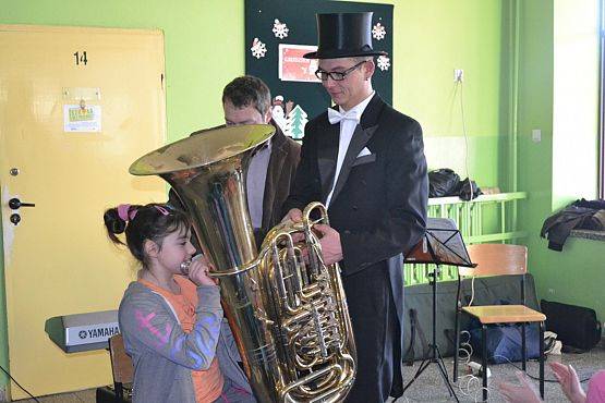 Grafika #11: Koncert muzyczny