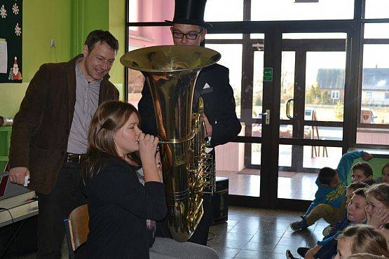 Grafika #13: Koncert muzyczny