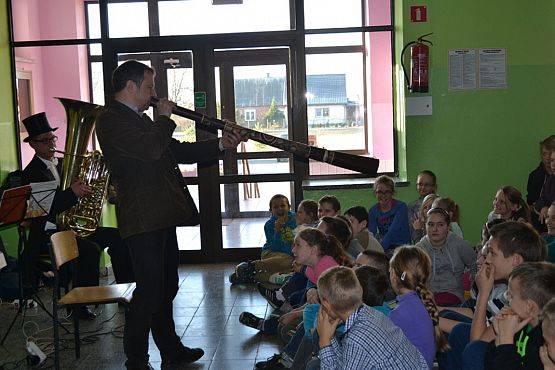 Grafika #15: Koncert muzyczny