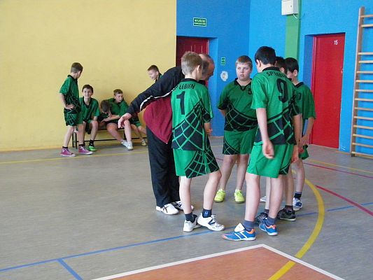 Grafika #20: Gminne zawody w mini piłce siatkowej chłopców.