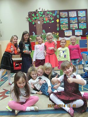 Grafika #9: Zabawa andrzejkowa klas pierwszych.