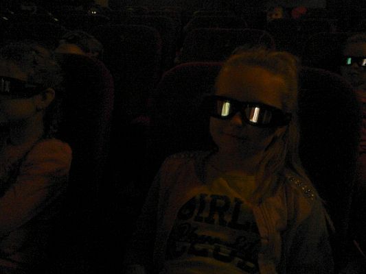 Grafika #5: Wyjazd do kina uczniów klasy II i III