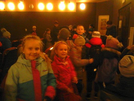 Grafika #3: Wyjazd do kina uczniów klasy II i III