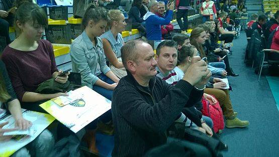 Grafika #2: Uczniowie naszej szkoły na meczu siatkówki w Arena Gdynia