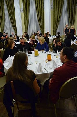 Grafika #10: Elżbieta Laskiewicz nauczycielka Zespołu Szkół im. Jana Pawła II w Łebieniu laureatką Ogólnopolskiego Konkursu "Wartościowa wycieczka szkolna"