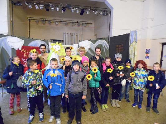 Grafika #0: Przedstawienie teatralne w języku angielskim