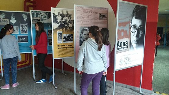 Grafika #2: Wystawa poświęcona Annie Walentynowicz