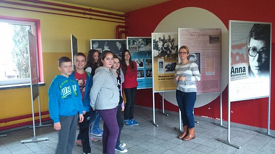 Grafika #3: Wystawa poświęcona Annie Walentynowicz