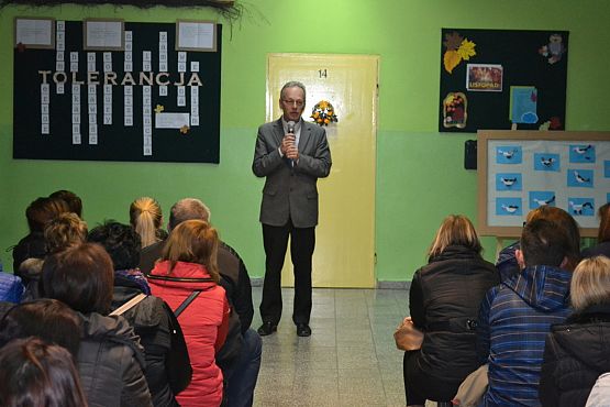 Grafika #3: Spotkanie z rodzicami - zagrożenia współczesnej młodzieży