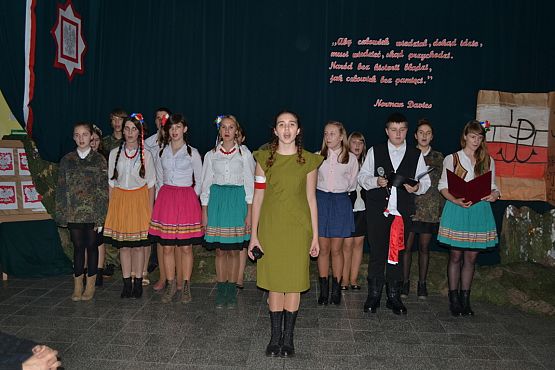 Grafika #9: Wieczornica z okazji Święta Niepodległości