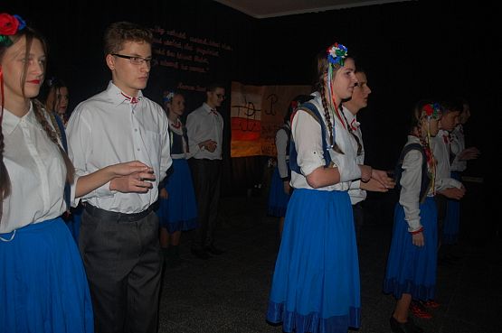 Grafika #15: Wieczornica z okazji Święta Niepodległości