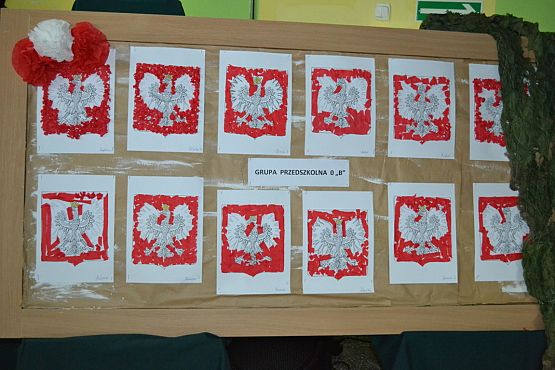 Grafika #16: Uroczysty apel z okazji Narodowego Święta Niepodległości