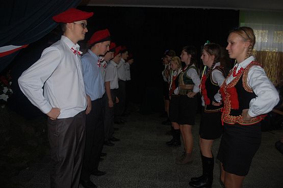 Grafika #21: Uroczysty apel z okazji Narodowego Święta Niepodległości