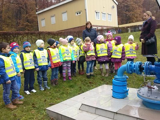 Grafika #0: Wycieczka zerówek do MPWiK w Lęborku