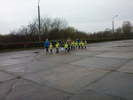 Grafika #4: Wycieczka zerówek do MPWiK w Lęborku