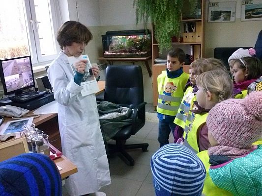 Grafika #5: Wycieczka zerówek do MPWiK w Lęborku