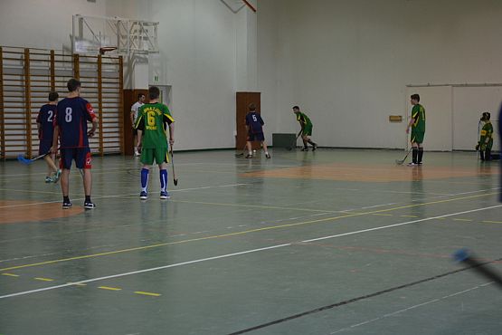 Grafika #10: Drużyna Gimnazjum w Łebieniu mistrzem powiatu w unihokeja