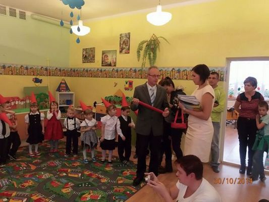 Grafika #0: Pasowanie na przedszkolaka