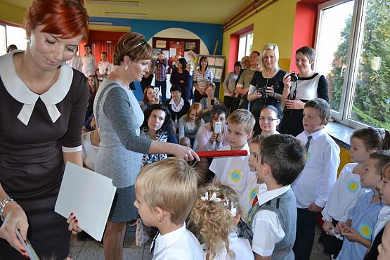 Grafika #7: Ślubowanie uczniów klas pierwszych