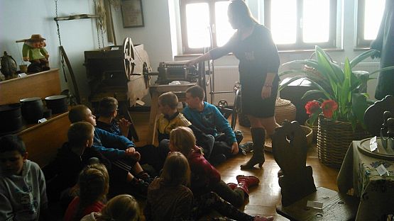 Grafika #2: Lekcja w Muzeum w Lęborku "Kaszuby jak malowane"