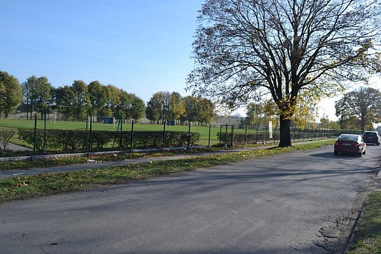 Grafika #3: Ogrodzenie terenu szkolnego i sportowego