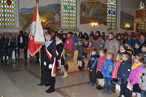 Grafika #1: 8 rocznica nadania imienia Jana Pawła II Zespołowi Szkół w Łebieniu