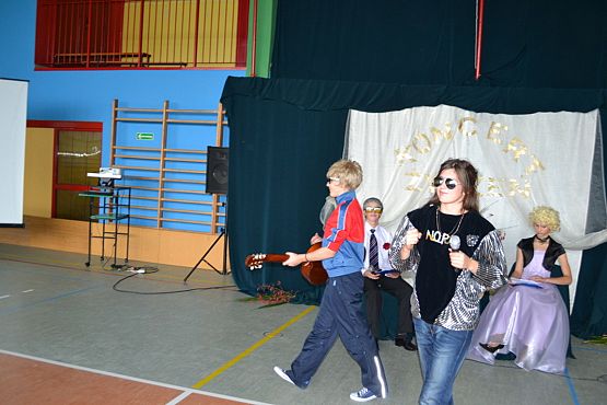 Grafika #5: Dzień Edukacji Narodowej