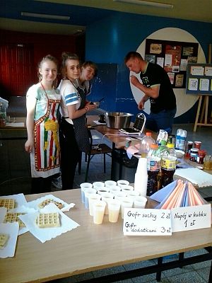 Grafika #0: Pomagam Homo-Homini