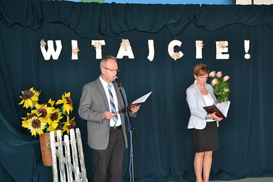 Grafika #0: Uroczyste rozpoczęcie roku szkolnego 2014/2015