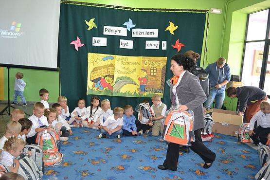 Grafika #2: Wyprawki dla przyszłych pierwszoklasistów od firmy Gaz System