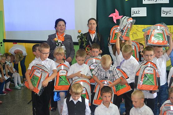 Grafika #8: Wyprawki dla przyszłych pierwszoklasistów od firmy Gaz System