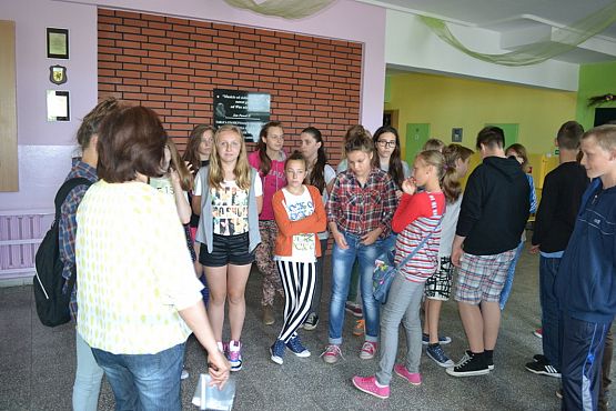 Grafika #0: Szóstoklasiści z Garczegorza z wizytą w naszej szkole