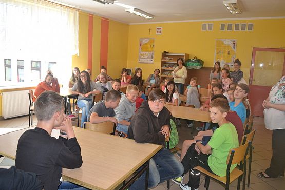 Grafika #3: Szóstoklasiści z Garczegorza z wizytą w naszej szkole