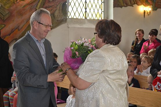 Grafika #12: Uroczysta msza na zakończenie roku szkolnego