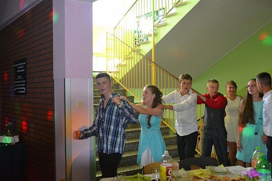 Grafika #8: BAL, CO SIĘ PAMIĘTA LATAMI!