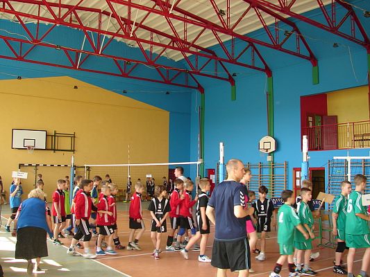 Grafika #2: SP 3 Sulechów wygrywa II Ogólnopolski Turniej Minipiłki Siatkowej Chłopców o Puchar Wójta Gminy Nowa Wieś Lęborska.