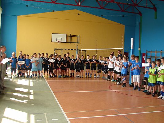Grafika #4: SP 3 Sulechów wygrywa II Ogólnopolski Turniej Minipiłki Siatkowej Chłopców o Puchar Wójta Gminy Nowa Wieś Lęborska.