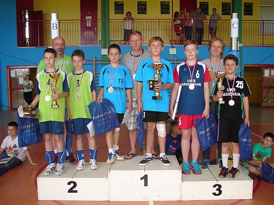 Grafika #14: SP 3 Sulechów wygrywa II Ogólnopolski Turniej Minipiłki Siatkowej Chłopców o Puchar Wójta Gminy Nowa Wieś Lęborska.