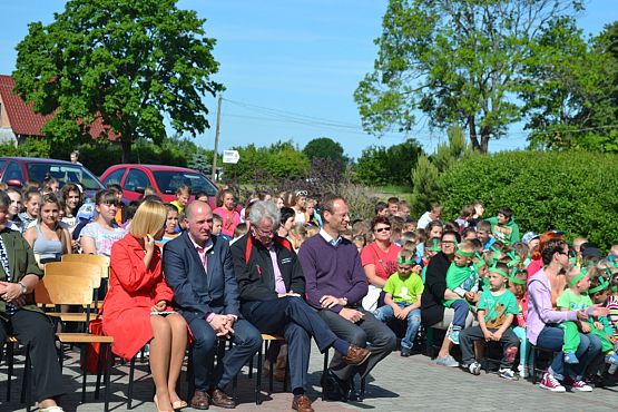 Grafika #2: Dzień Dziecka