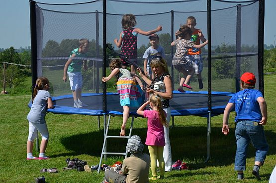 Grafika #1: Piknik klasy pierwszej