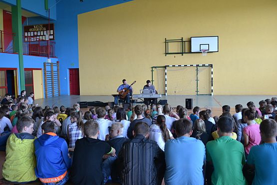 Grafika #2: Muzyka znowu zagościła w szkole